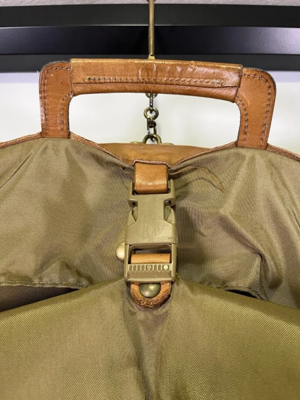VTG Hartmann Olive Nylon Leather Garment Suit Bag Suit Travel Luggage Hanging